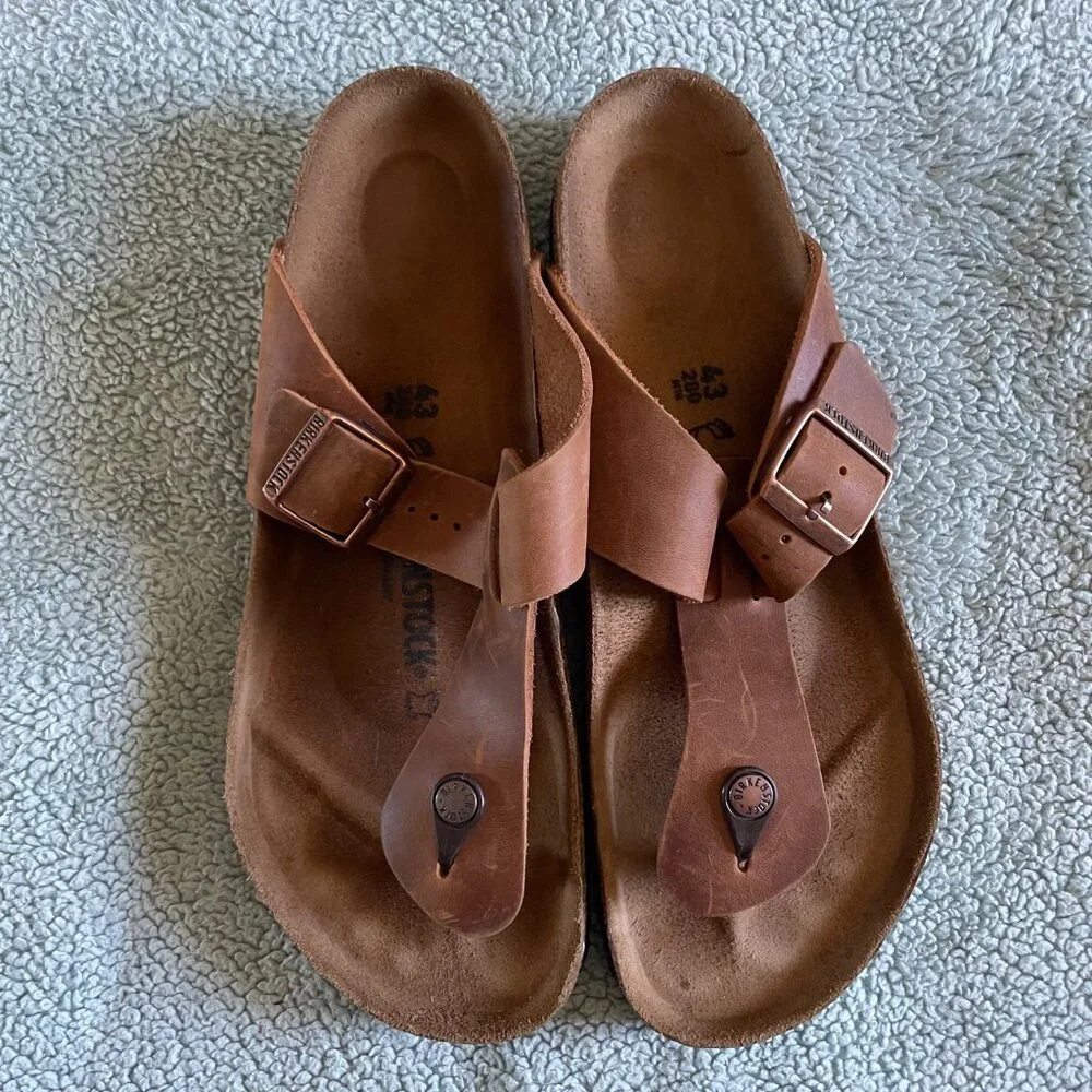 Birkenstock Gizeh Sandals - Picture 2 of 6